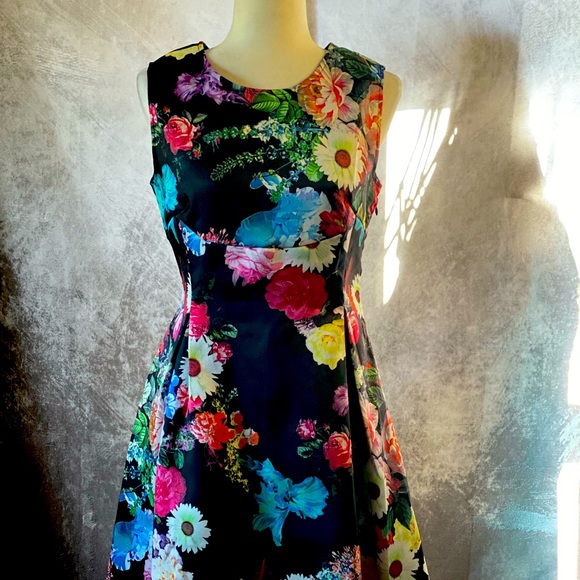 Jolie Moi dark flower patterned fit and flair dress - Picture 2 of 5